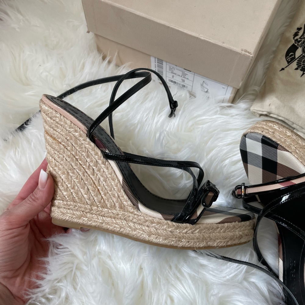 BURBERRY
Nova Check Espadrille Wedge Sandals 39 - Picture 3 of 13